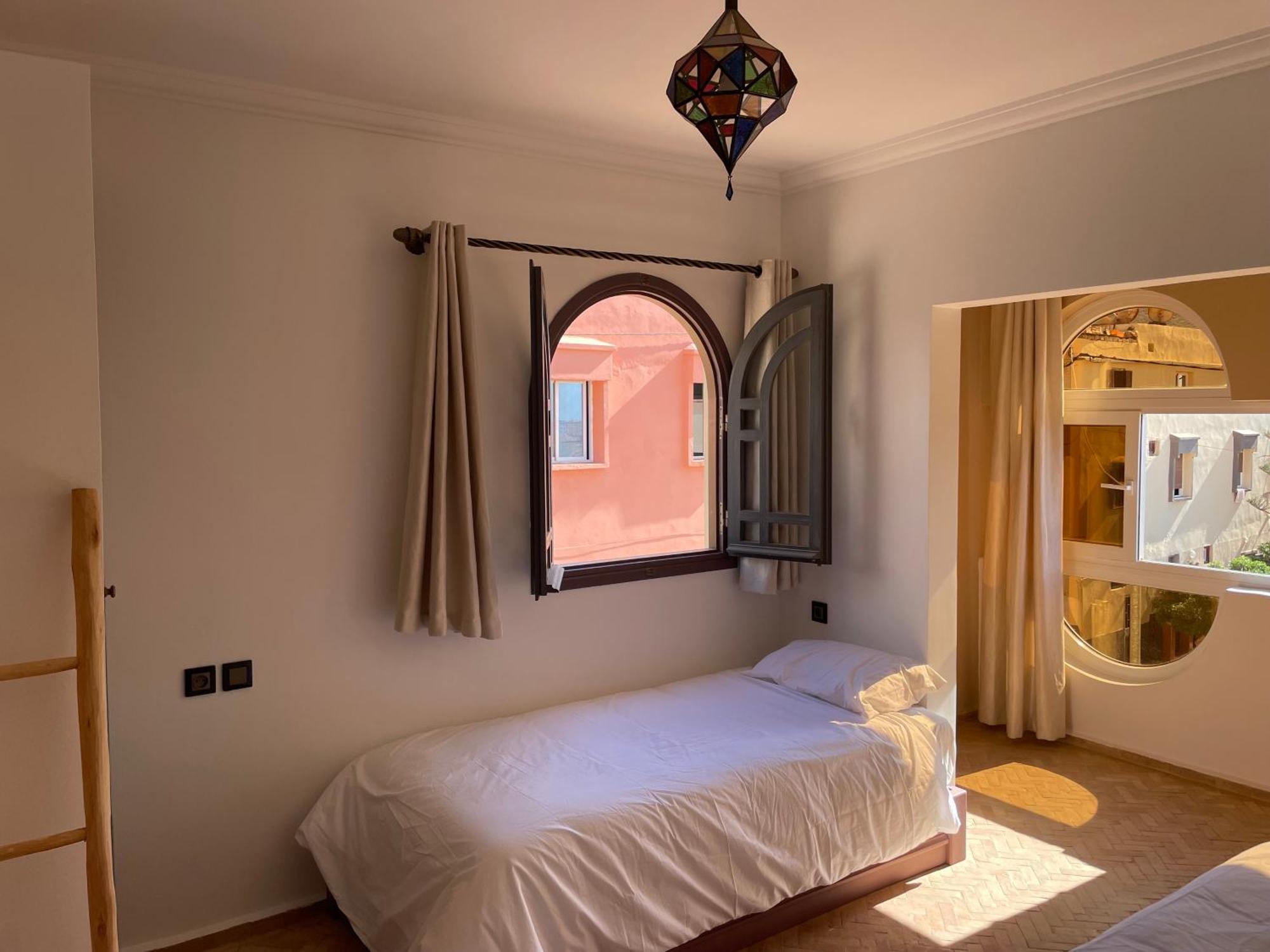 The Rainbow House Daire Mirleft Dış mekan fotoğraf